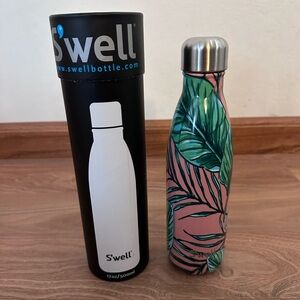 S'well Tropical Pink and Green Leaf Water Bottle